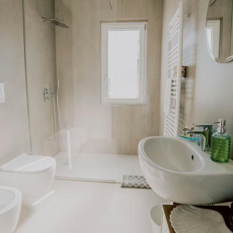 Apartament Me Qera 1+1 Tek Brryli (ID B2101343) Tirane