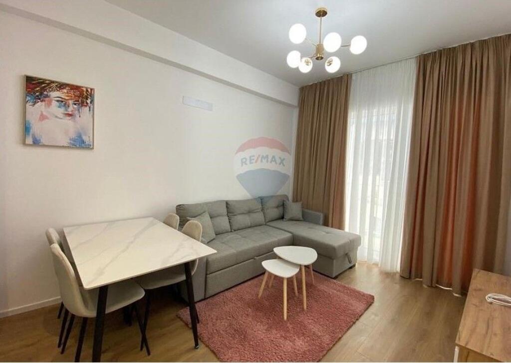 Apartament - Për Qira 400 euro - Rruga Bamir Topi, Tiranë