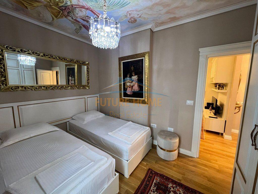 Apartament me qera 2+1, Myslym Shyri