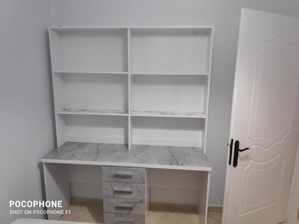 🏢Kodra e Priftit,,di fronte all'Università Europea di Tirana, si affitta appartamento 2+1, arredato.48,000Leke