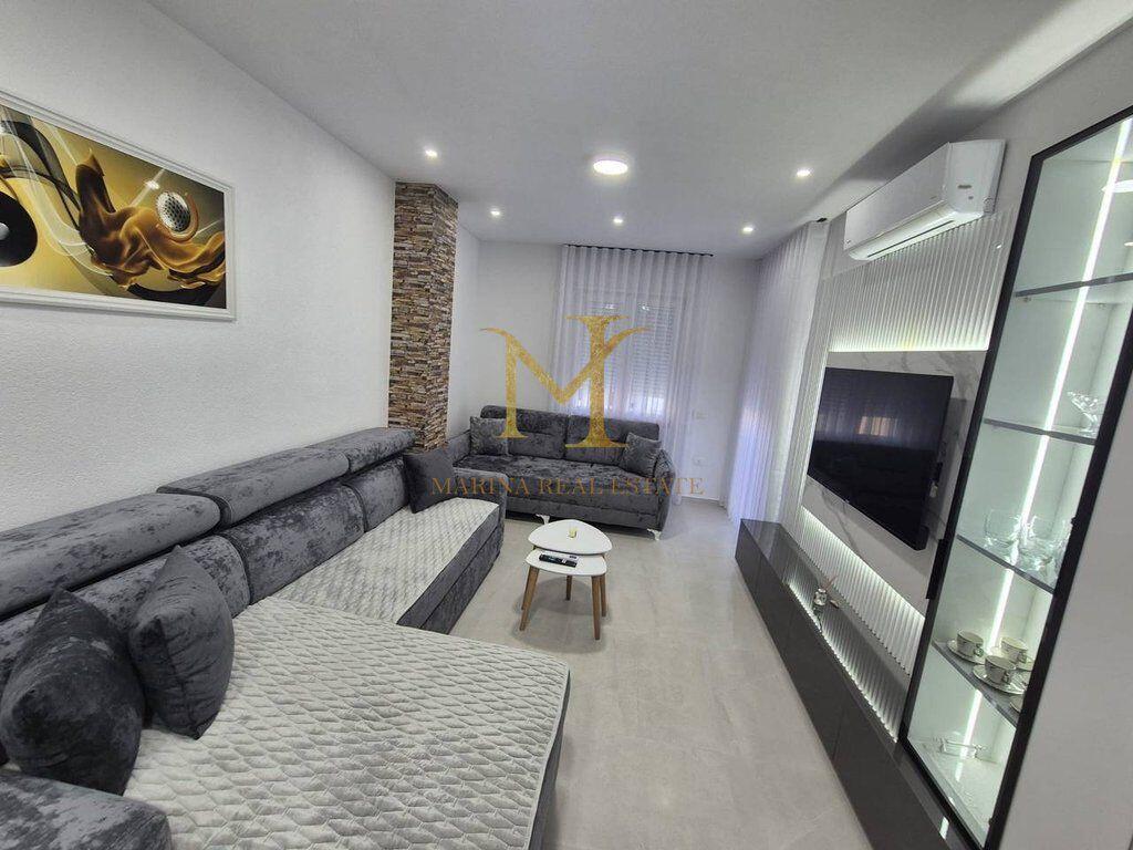 Golem - Jepet me qera super apartament 1+1.