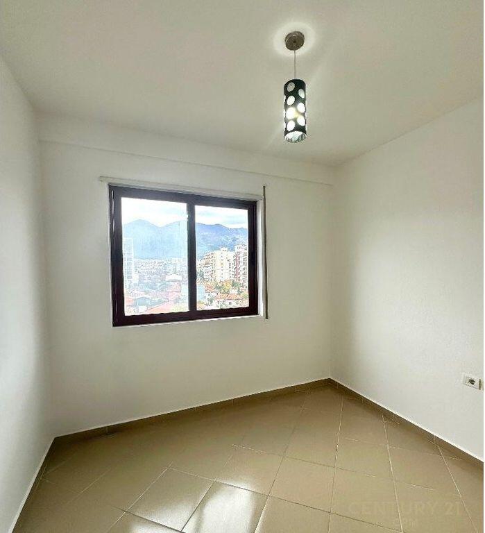 APARTMENT 3+1+2 FOR OFFICE OR RESIDENCE NEAR HALILI COMPLEX! 700 € /Month