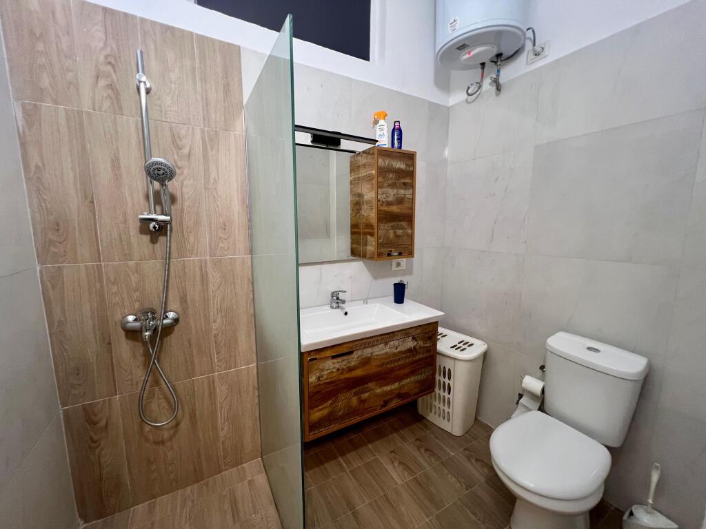 Appartamento 1+1 Con Garage In Vendita A Orikum