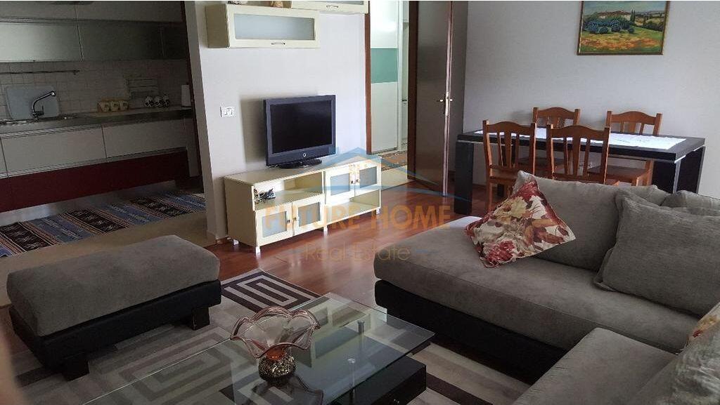 Qera , Apartament 1+1 , Pazari i Ri , Tirane