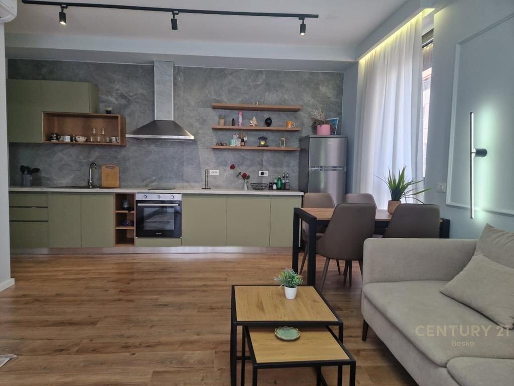 SHESIM, APARTAMENT PREMIUM 1+1 me 1 POST PARKIMI ‼️ 195,000 €