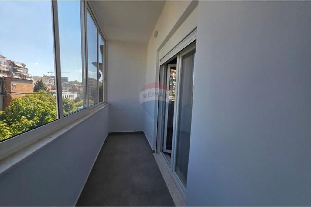 APARTMENT 2+1 FOR RENT AT PETRO NINi