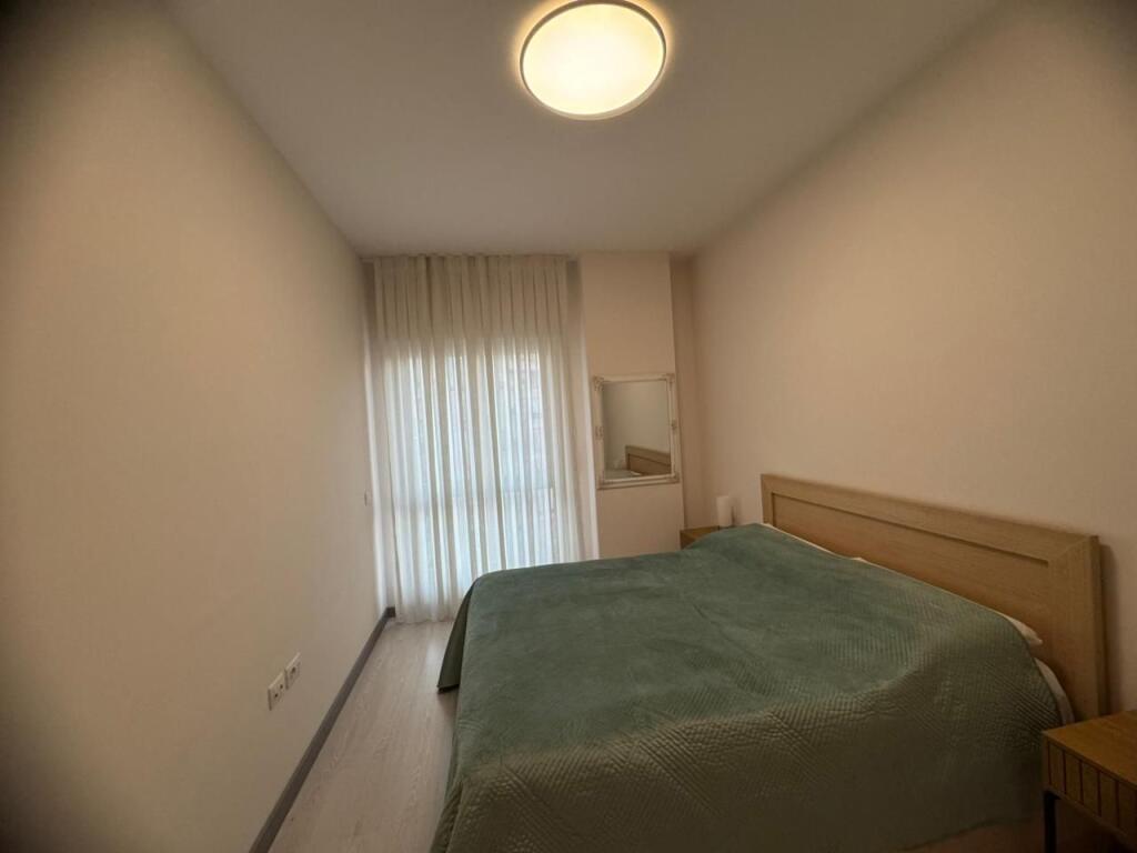 Apartament 1+1 me qira, Rr. e Barrikadave