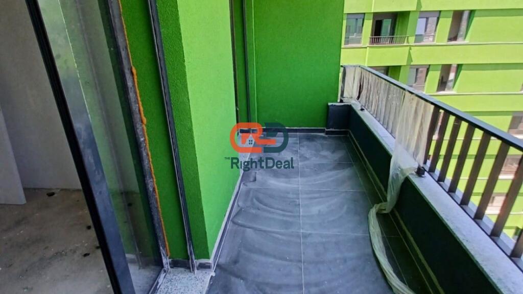 Tek 5 Maji, Shitet Apartament 2+1+2 Ne Ndertim Te Ri, Me Planimetri Te Rregullt!!!