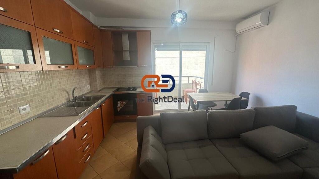 Al Lago Secco, Appartamento 2+1 In Affitto, Con Posizione Perfetta E Posto Auto !!