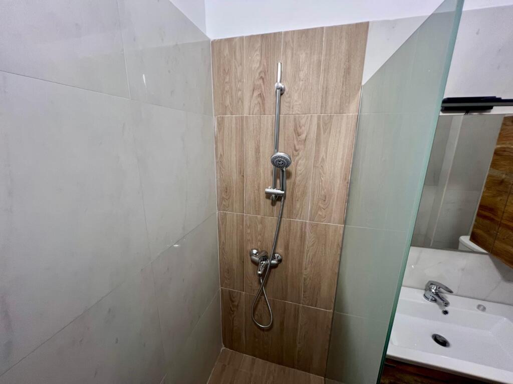 Appartamento 1+1 Con Garage In Vendita A Orikum