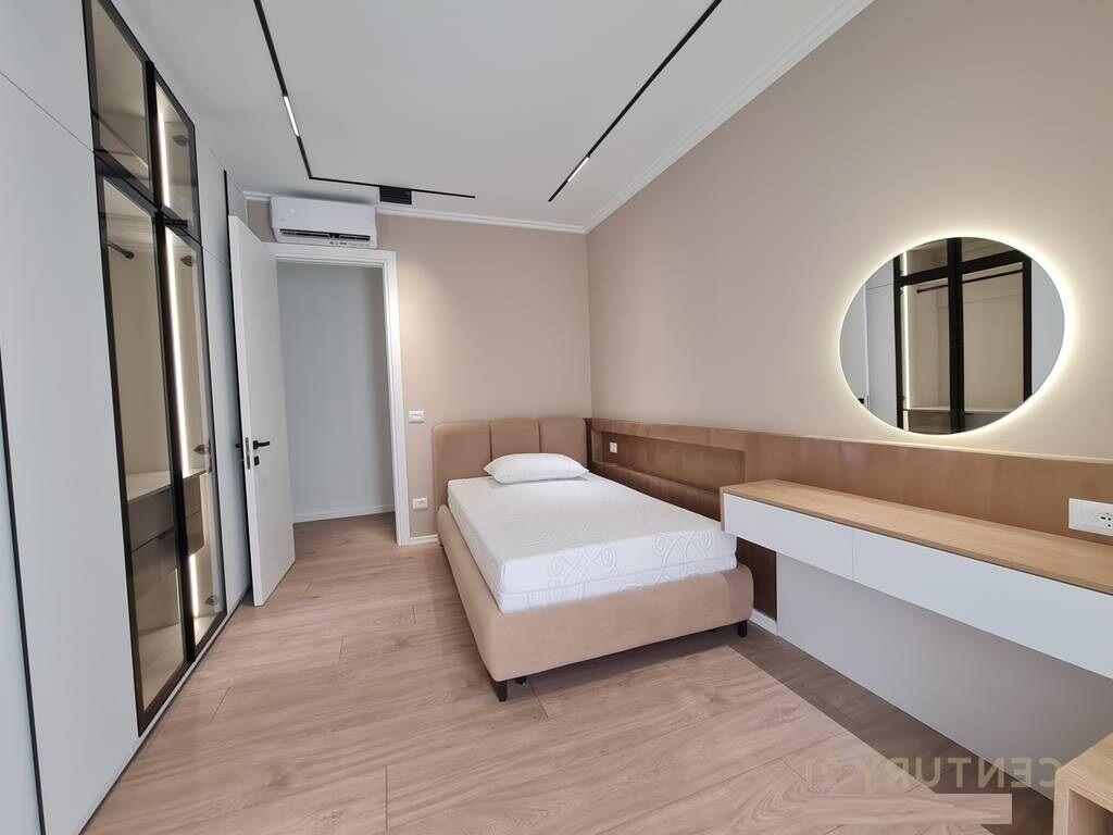 Appartamento in affitto 3+1+2 con 3 posti auto-Lago Secco!
