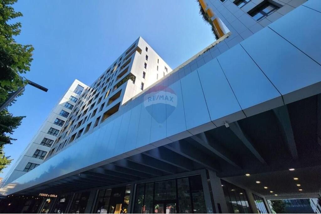 For sale - Commercial space at Square 21