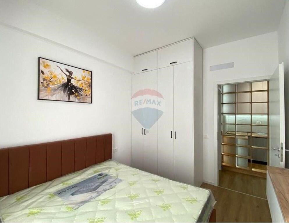 Apartament - Për Qira 400 euro - Rruga Bamir Topi, Tiranë