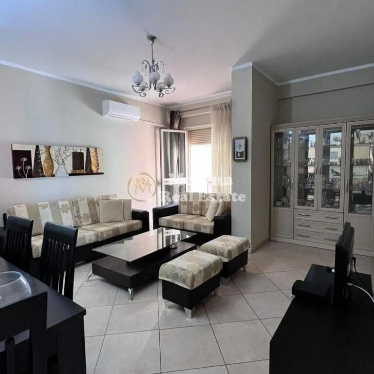 Qera, Apartment 1+1+Bllk, Kompleksi Delijorgji , 600 Euro/Muaj.