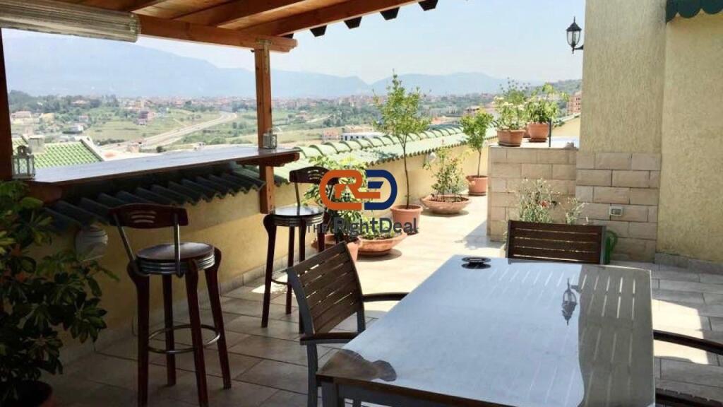 Al Lago Secco, Attico Con Veranda E Vista Meravigliosa In Affitto !!