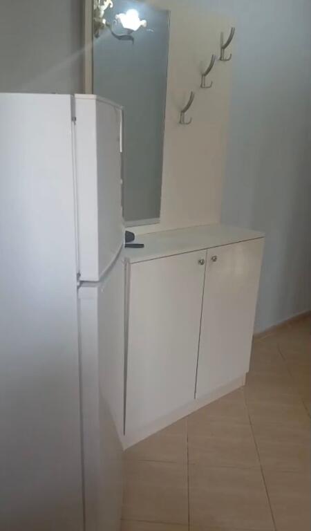 Apartament 1+1 me qera ne Ali Dem