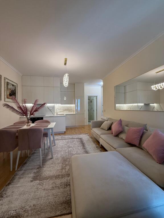 🏡 Apartament 2+1 me Qira – Rruga e Kosovareve