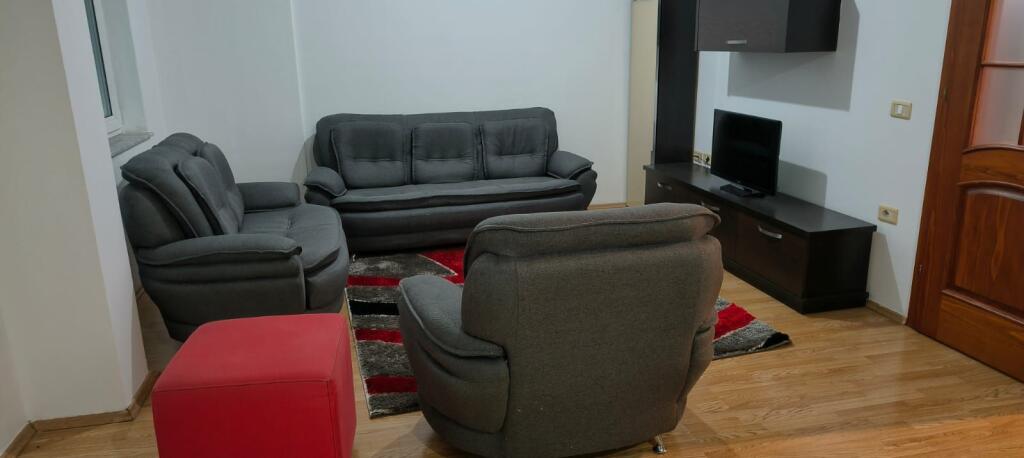 FOR RENT 2+1+2 ROOM ON ONE FLOOR OF A FOUR-STORY VILLA IN SANATARIUM