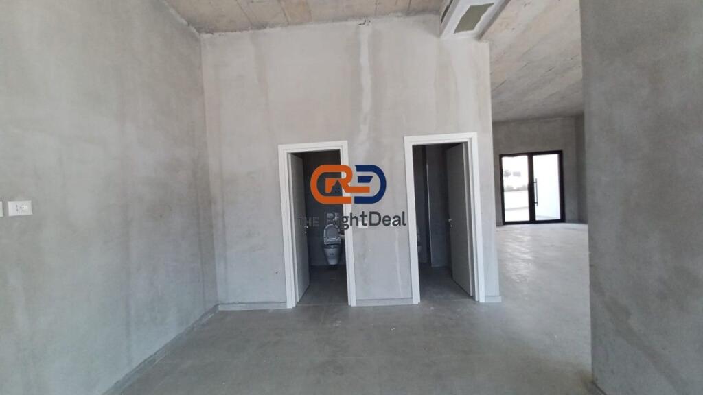 Tek River Residence, Jepet Me Qira Njesi Biznesi, Me Planimetri Te Rregullt Dhe Fasade Xhami!!!