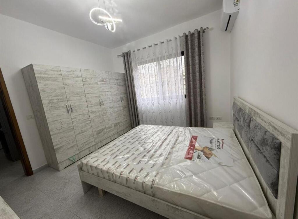 JEPET ME QERA APARTAMENT 1+1 TE SHKOLLA KUSHTRIMI I LIRISE, DURRES