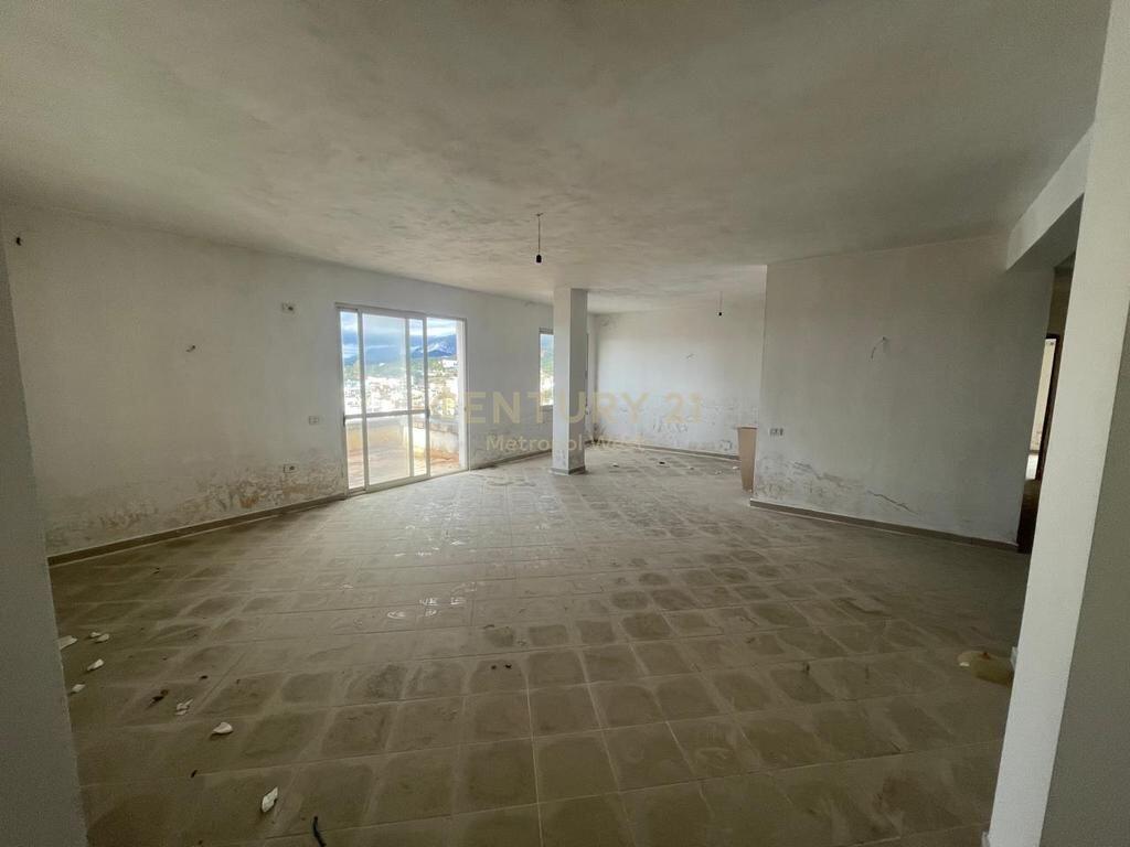 Appartamento 2+1 con Veranda in Vendita, a Fresk 150.000 €