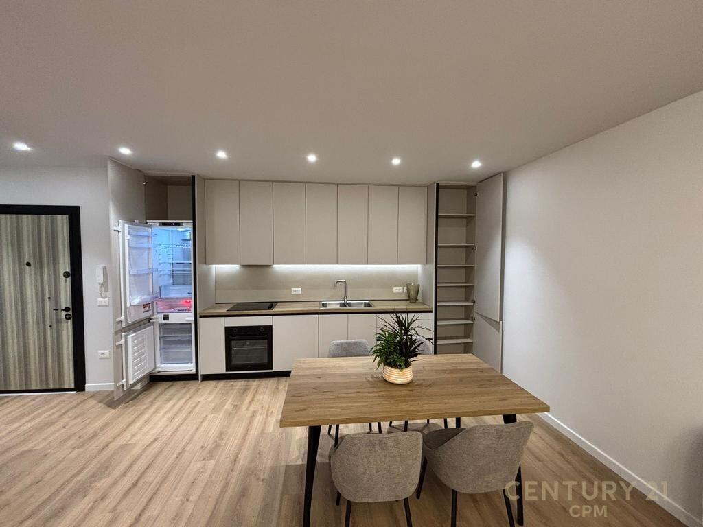 MODERN 1+1 APARTMENT NEAR THE NEW MARKET! 850 € /Month