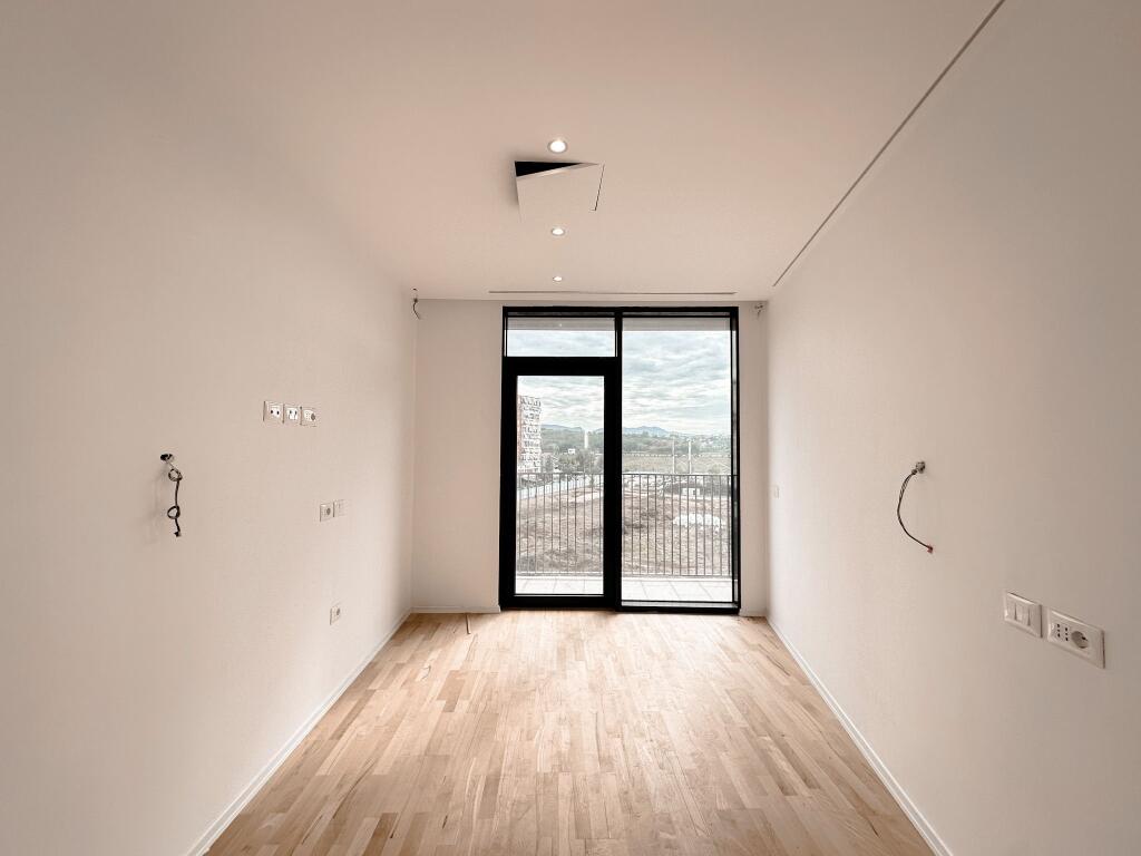 Shitet Apartament 2 +1+2tualete. 