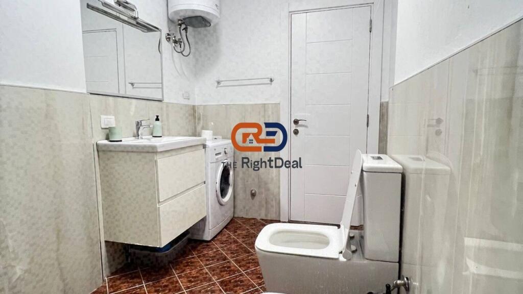 Tek Rruga E Barrikadave, Jepet Me Qira Apartament 1+1, Totalisht I Investuar!!!