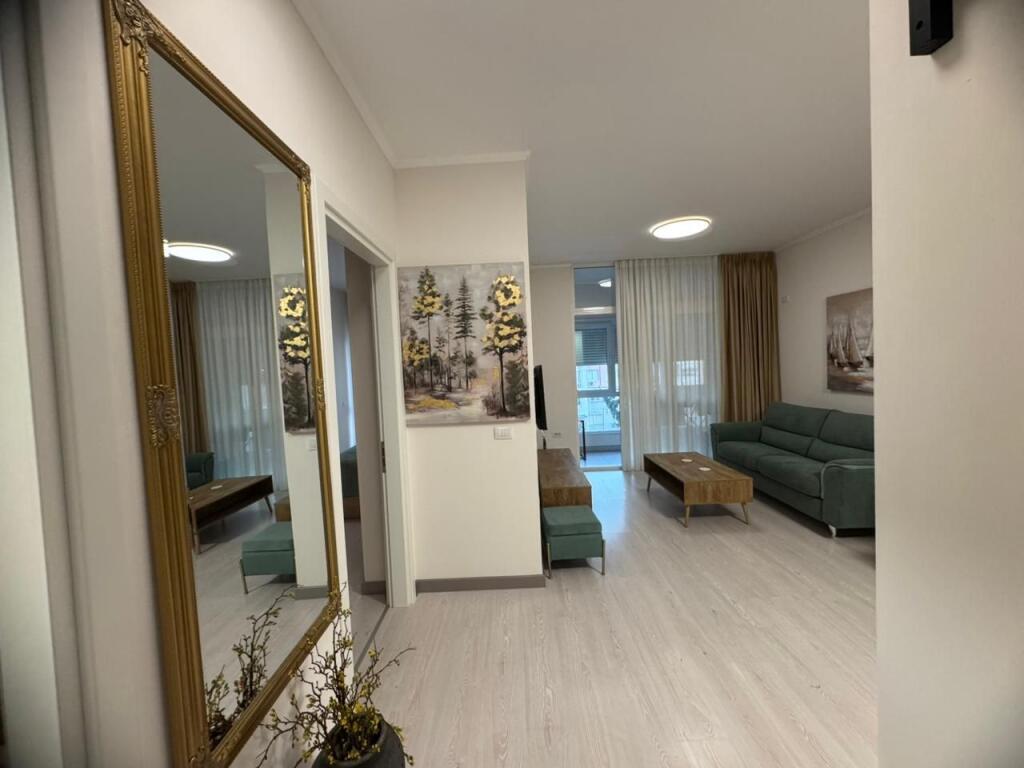 Apartament 1+1 me qira, Rr. e Barrikadave