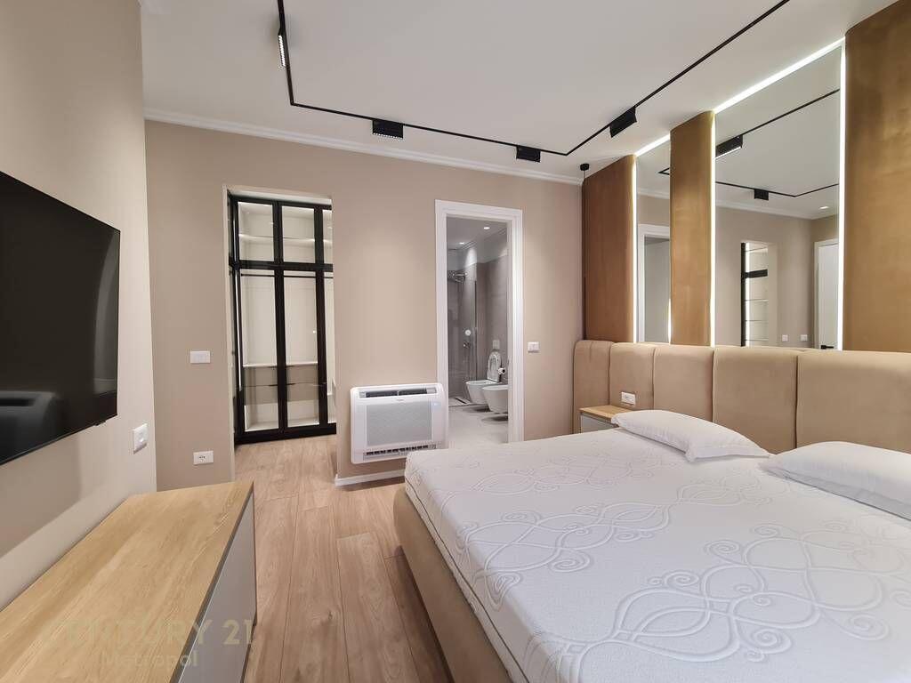 Premium apartment for rent 3+1+2, with 3 parking spaces-Dry Lake! 2,000 € /Month