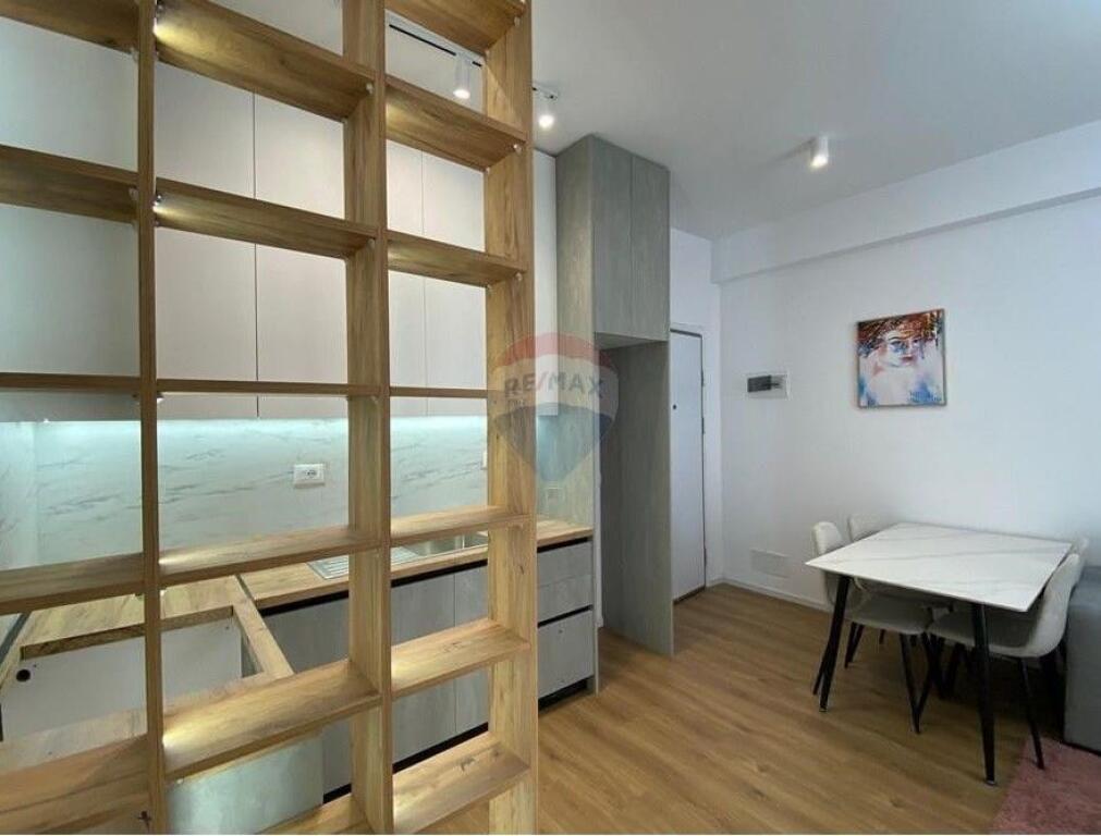 Apartament - Për Qira 400 euro - Rruga Bamir Topi, Tiranë