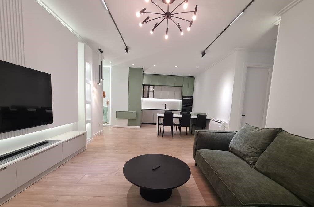 Apartament Premium 3+1+2 me 3 Poste Parkimi – Qira në zonën e Liqenit të Thatë!