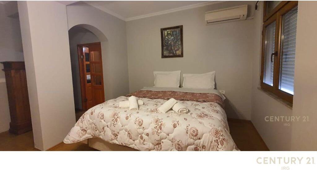 Apartament 3+1+2 ne Qender te Tiranes! 550,000 €