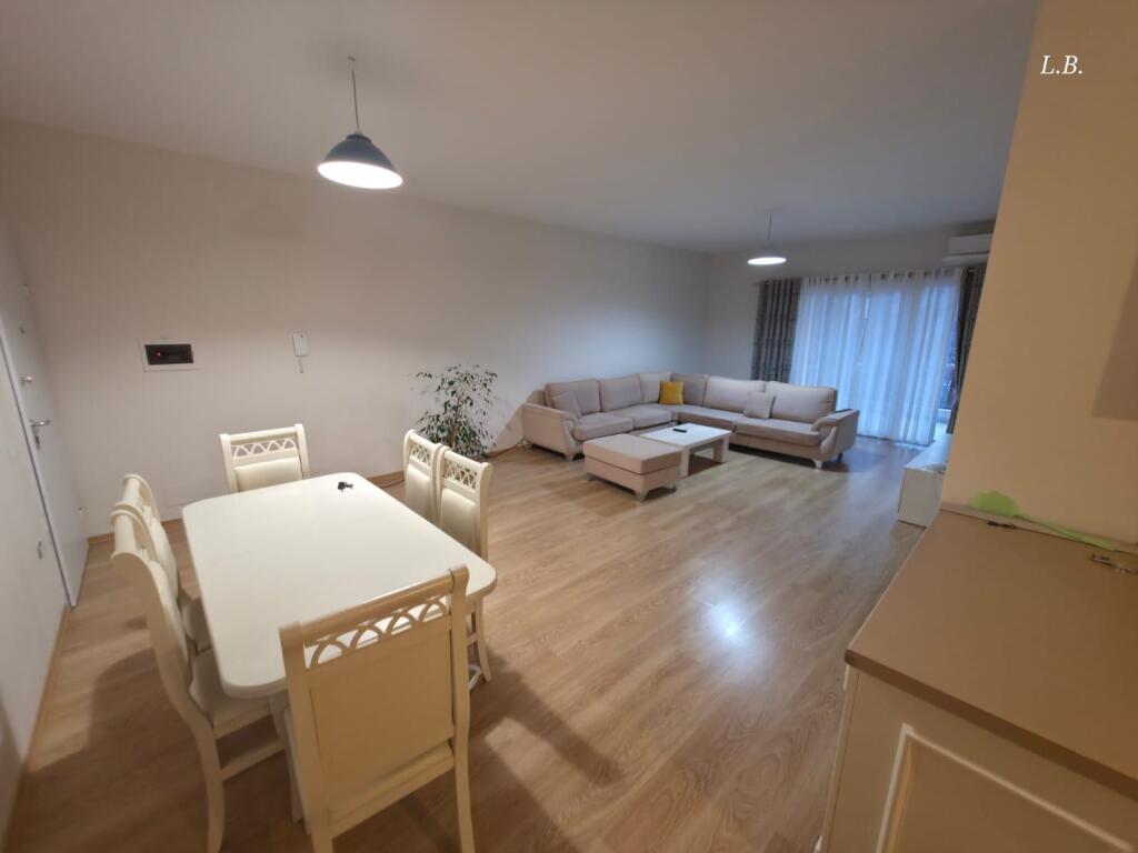 Affittasi appartamento 2+1+2 – Zona Botanica / vicino alla Moschea