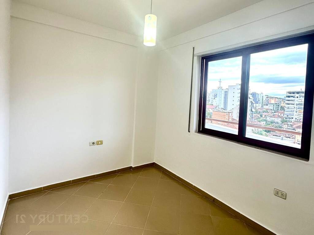 APARTMENT 3+1+2 FOR OFFICE OR RESIDENCE