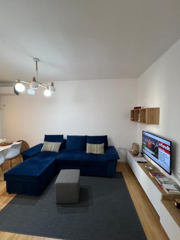 Apartament 1+1 me qera ne Qender Sheshi Skënderbej