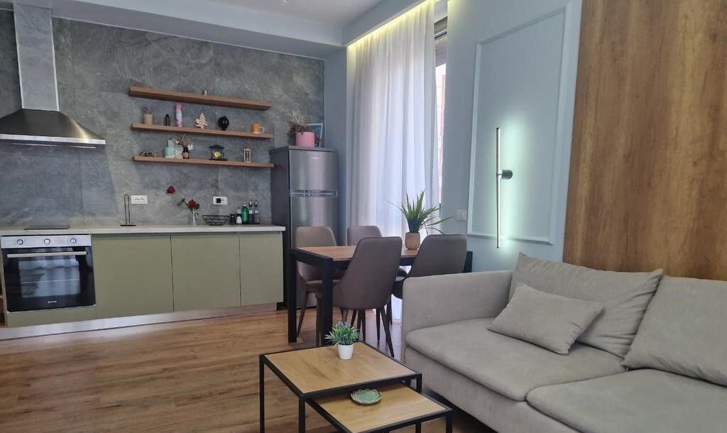 SHESIM, APARTAMENT PREMIUM 1+1 me 1 POST PARKIMI ‼️