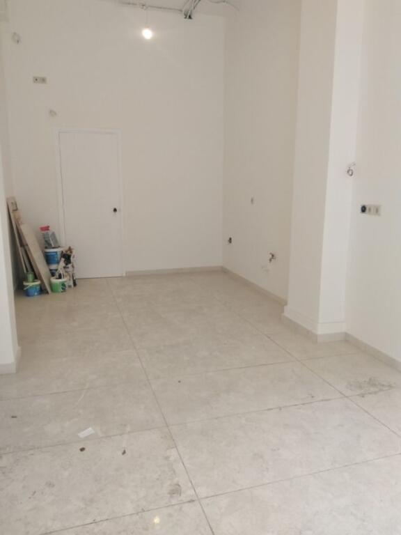 Negozio in affitto a 21 Dhjetori (ID BD21758) Tirane​