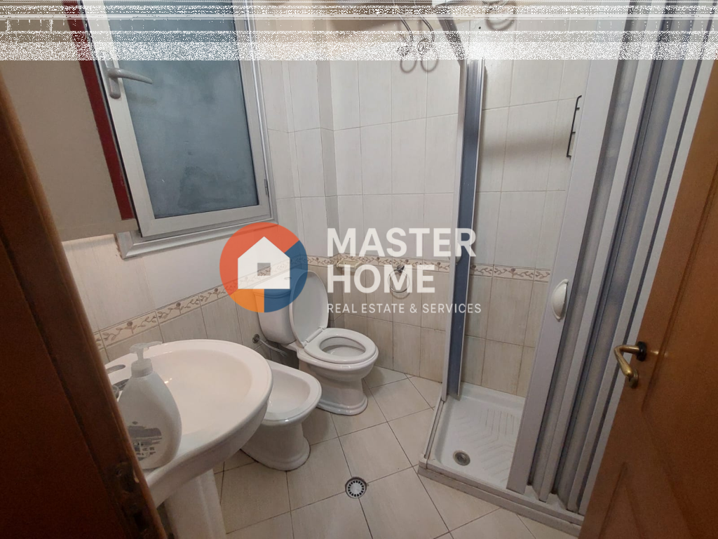 ✨ Apartament me qira në Lungomare, pranë Shkollës së Marines – Vlorë ✨