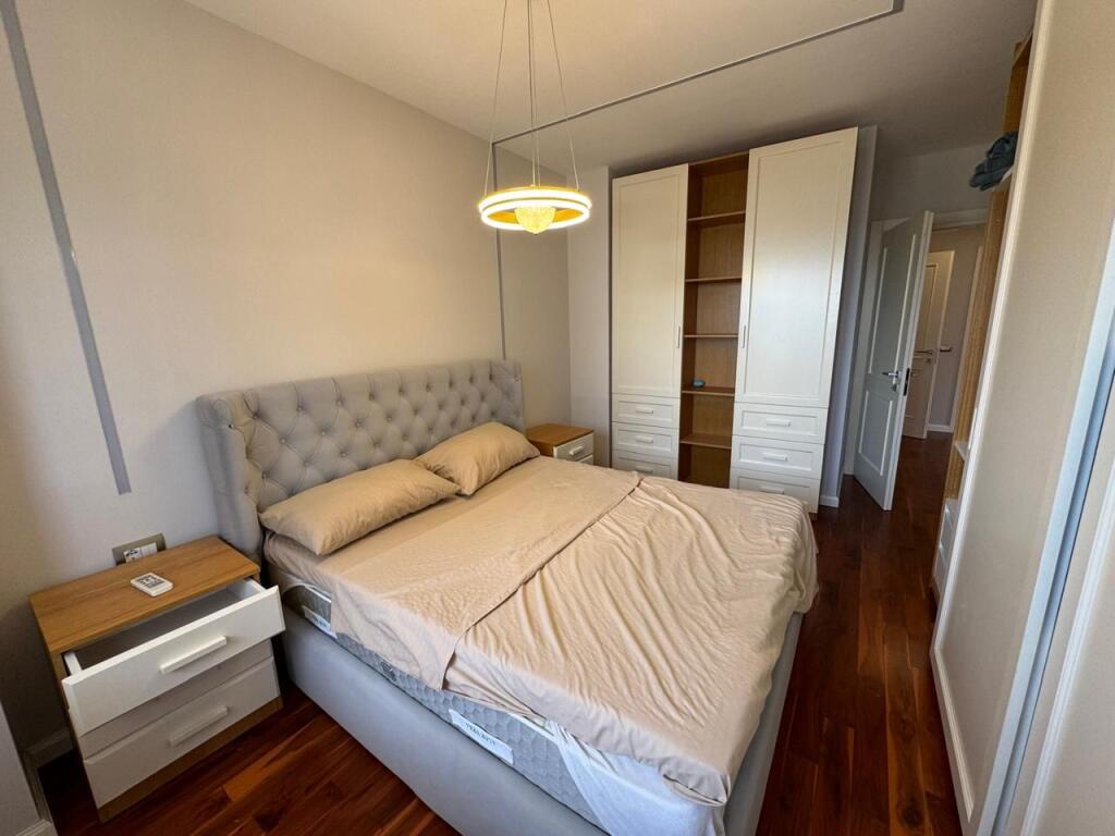 Jepet apartament me qera 3+1+2 vollga