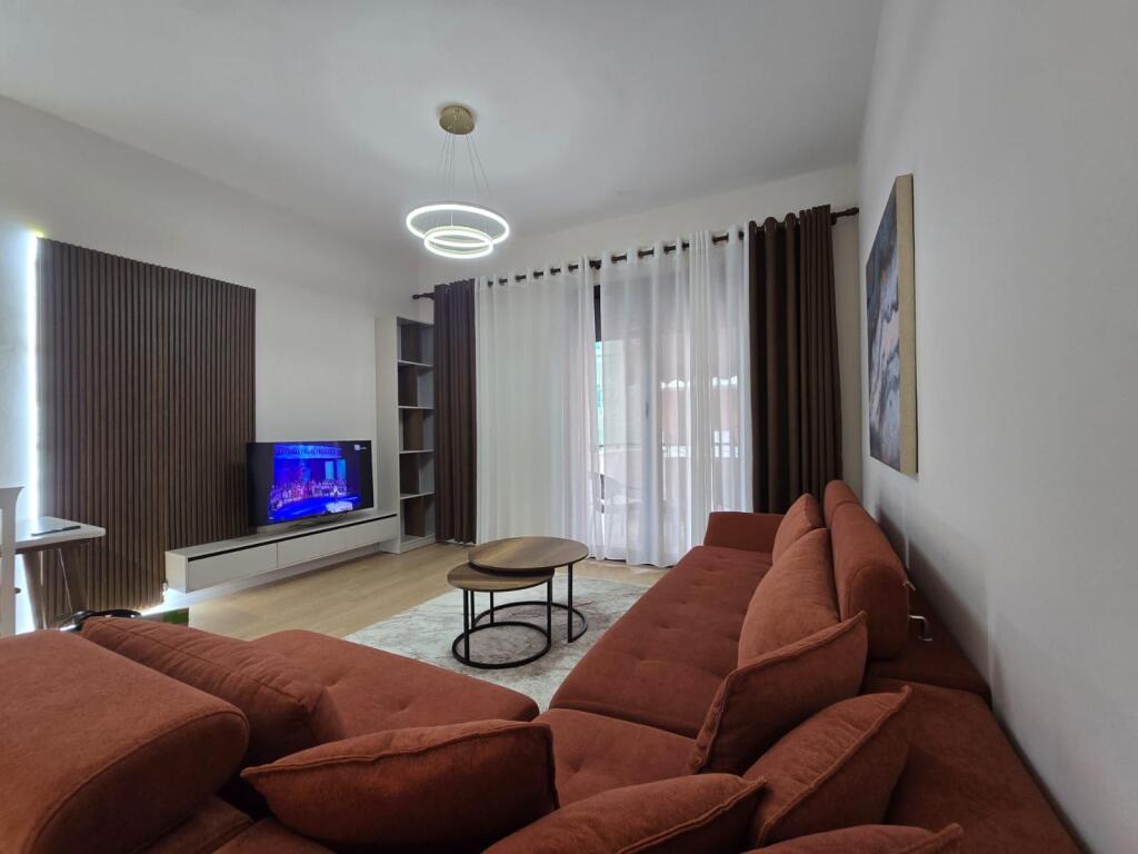 Super apartament me qira Kompleksi Delijorgji