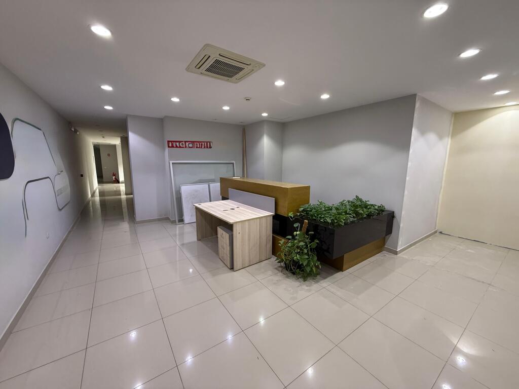 Office Space for Rent at Ambasador 3 / Air Albania