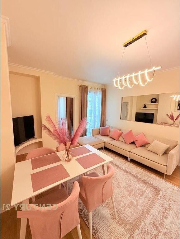 APARTAMENT 2+1 ME QIRA RRUGA E KOSOVARËVE