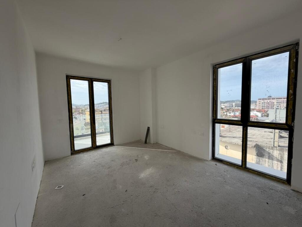 Apartament 2+1 per shitje tek Eagle Rsd/Casa Italia.