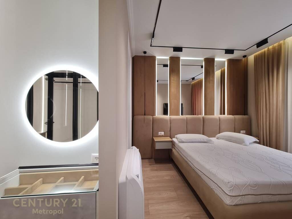 Premium apartment for rent 3+1+2, with 3 parking spaces-Dry Lake! 2,000 € /Month