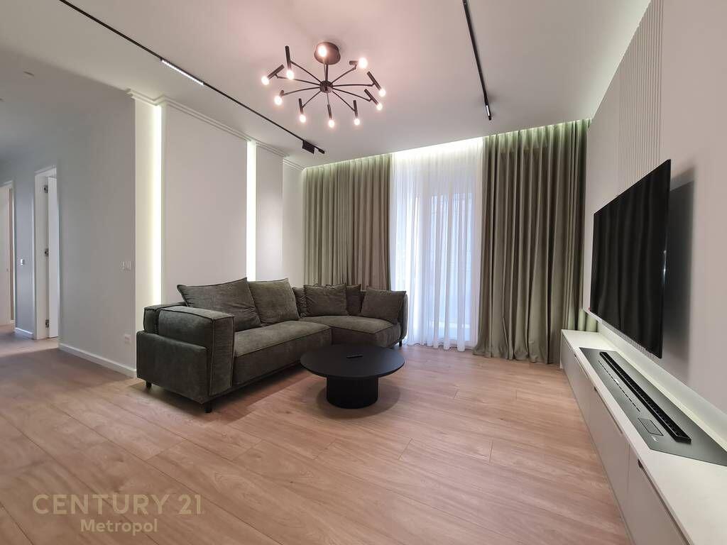 Premium apartment for rent 3+1+2, with 3 parking spaces-Dry Lake! 2,000 € /Month