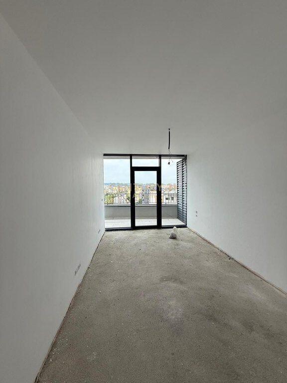 VENDESI APPARTAMENTO 3+1+2 PRESSO LAKE VIEW RESIDENCE!