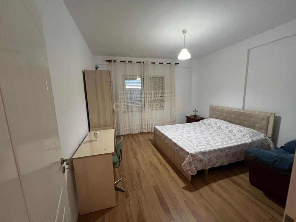 JEPET ME QIRA APARTAMENT 2+1 NE VILA ZOGUT, PAMJE DETI !
