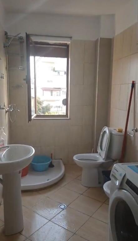 Apartament 1+1 me qera ne Ali Dem