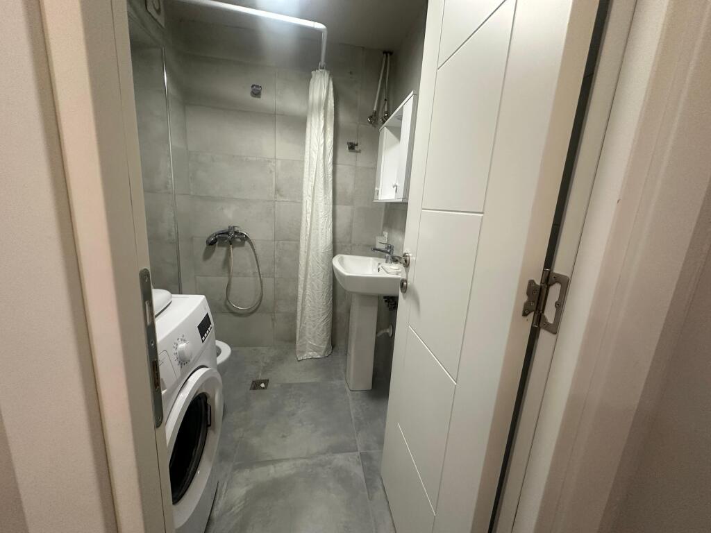 1+1/Rent📍Center ,Toptani center 📌600€